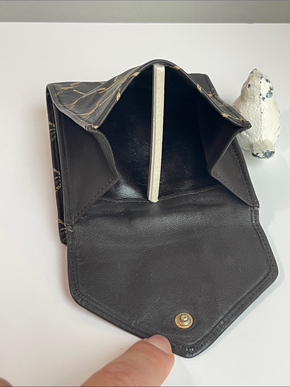 Longchamp Leather Wallet - Picture 9 of 16